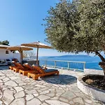 Villa Archodiko Palio Klima - Infinite Blue Elegance *