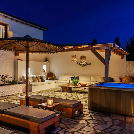 Villa Archodiko Palio Klima - Infinite Blue Elegance