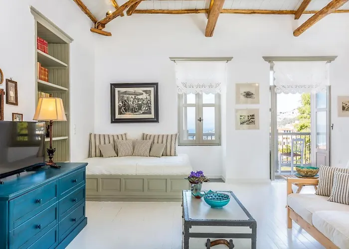 Willa Archodiko Palio Klima - Infinite Blue Elegance