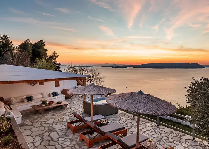 Willa Archodiko Palio Klima - Infinite Blue Elegance *